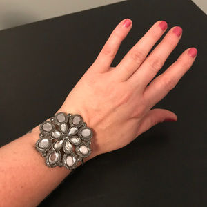 Gunmetal Hinge Rhinestone Braclet